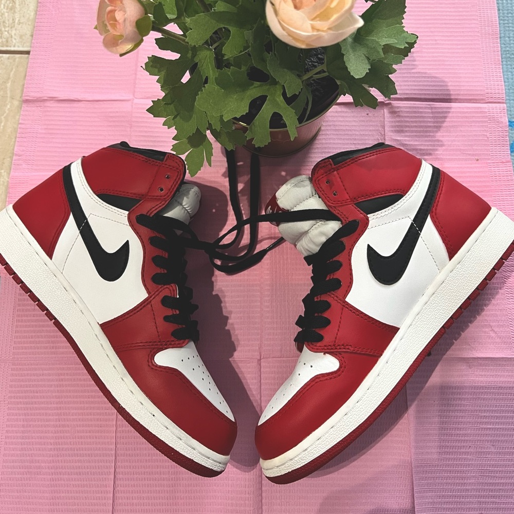 Air Jordan 1 Retro High CHICAGO 2015 - GS